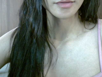 SkinnyKitty webcam model stream image