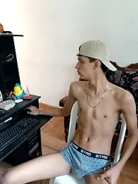 Alayn_sexy_ayes webcam model stream image