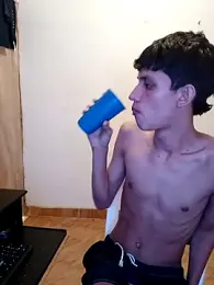 Alayn_sexy_ayes webcam model stream image