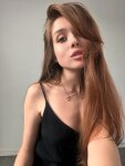 AuroraLi webcam model stream image
