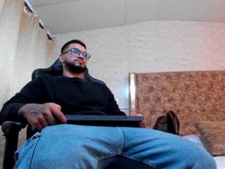Chrys Harris webcam model stream image