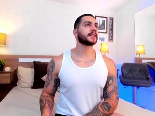 Kyle North webcam model stream image