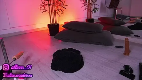 VanessaSimon webcam model stream image