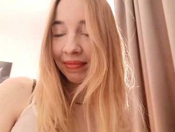 VioletteReeves webcam bongacams model stream image