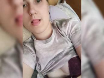 Ilona-9 webcam bongacams model stream image