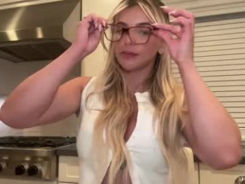 gracieparker webcam model stream image