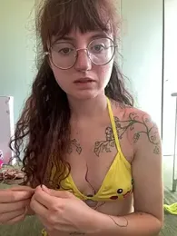 _foxygirl_ webcam model stream image