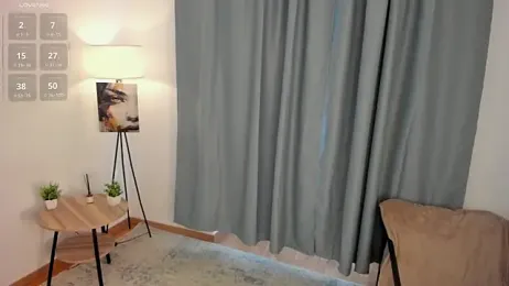 serene_velmire webcam model stream image