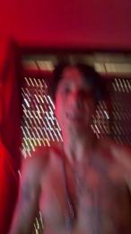 Uriel_23 webcam model stream image