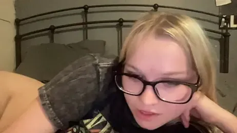 xoxokayy18 webcam model stream image