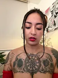 Rae_Lil_White webcam stripchat model stream image