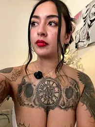 Rae_Lil_White webcam model stream image