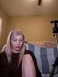 AmethystFoxx webcam model stream image