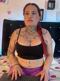 AmaraVelmet webcam model stream image