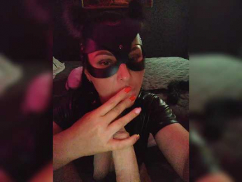 CJlaDkuE_MblcJlu webcam model stream image