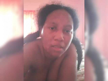 Eirondra-valeen webcam model stream image