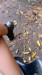 Lindafox99 webcam model stream image