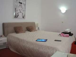voyeurcam-julmodels-reallife-2 webcam model stream image