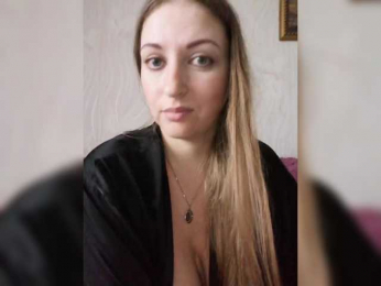 Viktoria-play webcam model stream image