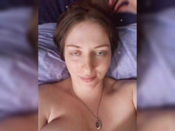Viktoria-play webcam model stream image