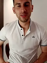 PhilipLawns webcam model stream image