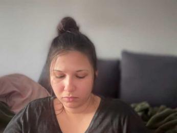 Minettesexy24 webcam preview