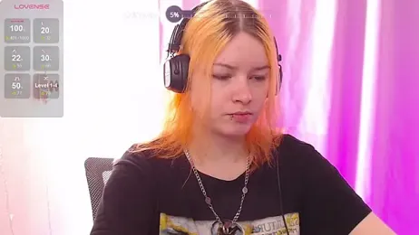 Cherrynight webcam model stream image