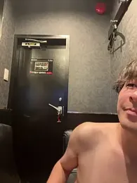 yuuki8910 webcam model stream image