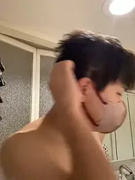 yuuki8910 webcam stripchat model stream image