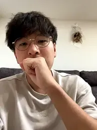 yuuki8910 webcam stripchat model stream image