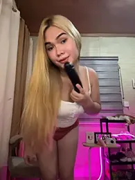 sundayrose webcam model stream image