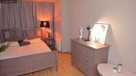 OdellaFrake webcam stripchat model stream image