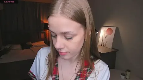 OdellaFrake webcam model stream image