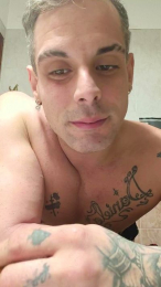 taruated24 webcam model stream image