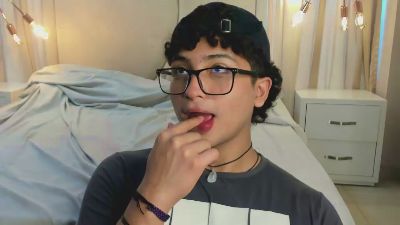 Valentin0_3 webcam model stream image