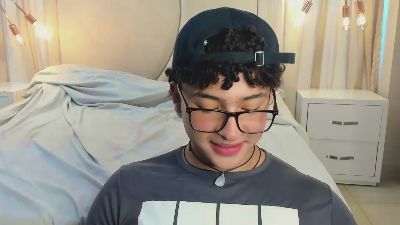 Valentin0_3 webcam model stream image