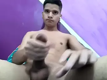 Mich_sung3 webcam model stream image