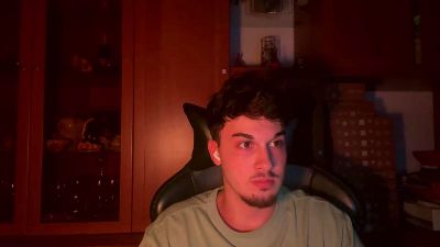 Hank_04 webcam model stream image