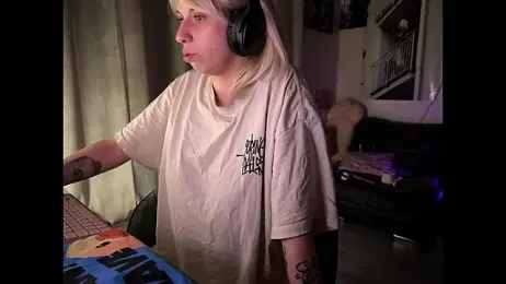 Mannarie_Madsinn webcam model stream image