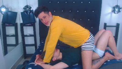 MaxAndLucas webcam model stream image
