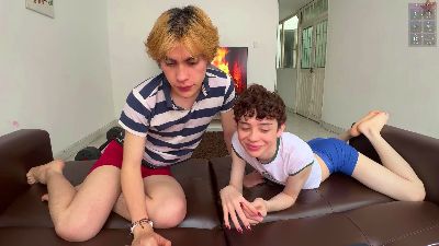 Ne0on webcam model stream image