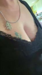 sophia68milf webcam model stream image