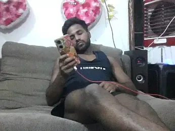 Hunkytop webcam model stream image