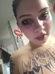 whatevaandissues webcam model stream image
