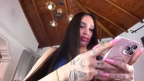 IsaFontanna webcam model stream image
