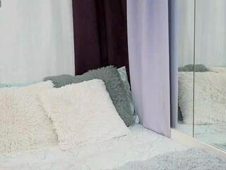 Hope Daylee webcam model stream image