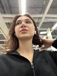 QuitieLia webcam model stream image