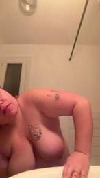 LaMysterieuse85 webcam model stream image