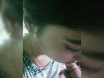 YourAadhya webcam model stream image