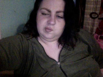 Ruby-Lorrie webcam bongacams model stream image